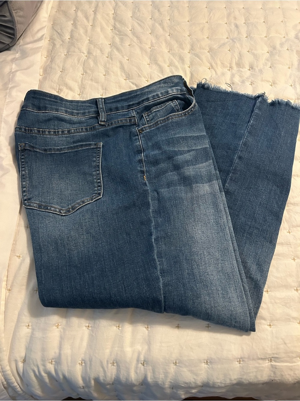Royalty For Me Women’s Straight Leg Jeans in Medium Blue